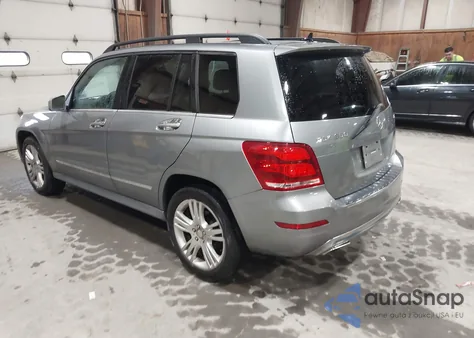 2015 Mercedes-Benz Glk 350 4Matic z USA, uszkodzony, nr VIN WDCGG8JB5FG349965